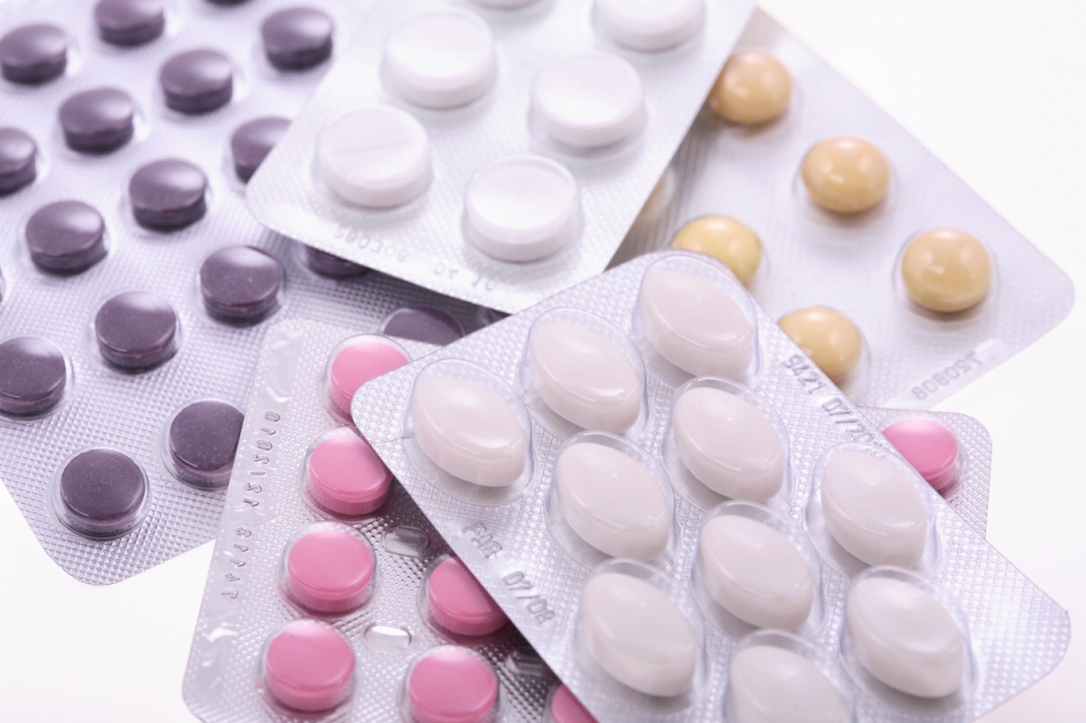 CNAS ar putea să scoată medicamentele ieftine de pe lista compensatelor - medicine2-1339147684.jpg