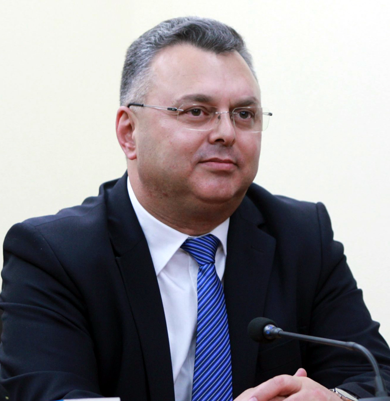 Deputatul Gheorghe Dragomir: 