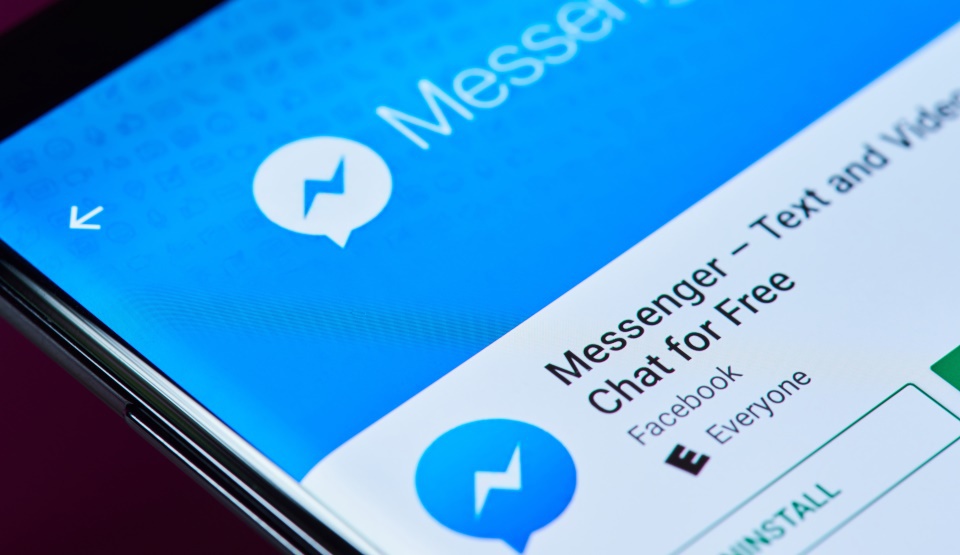 Acum se pot șterge mesajele trimise din greșeală pe Facebook Messenger. Iată pașii - messenger123rf-1549621174.jpg