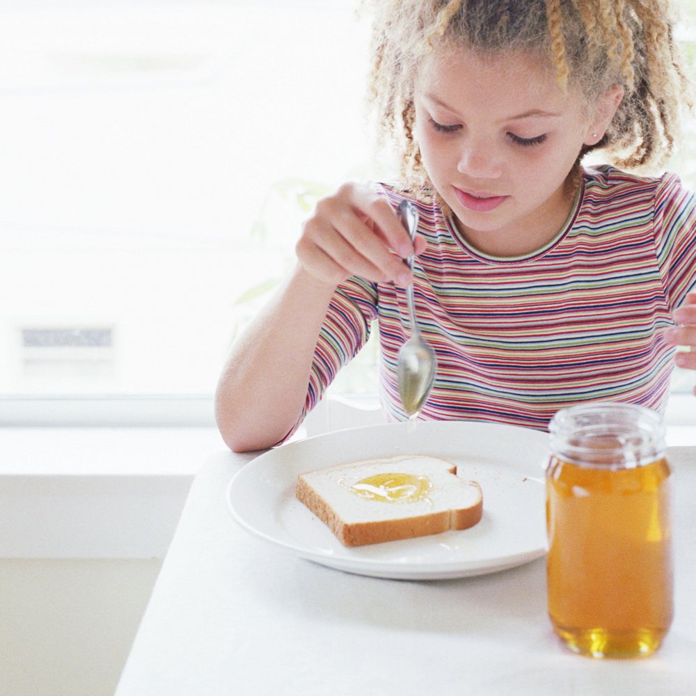 Mierea, benefică pentru creşterea sănătoasă a copiilor - mierea-1628798067.jpg