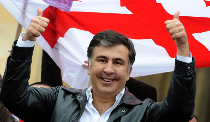 Mihail Saakașvili, în vizită la Chișinău - mihail-1386615109.jpg