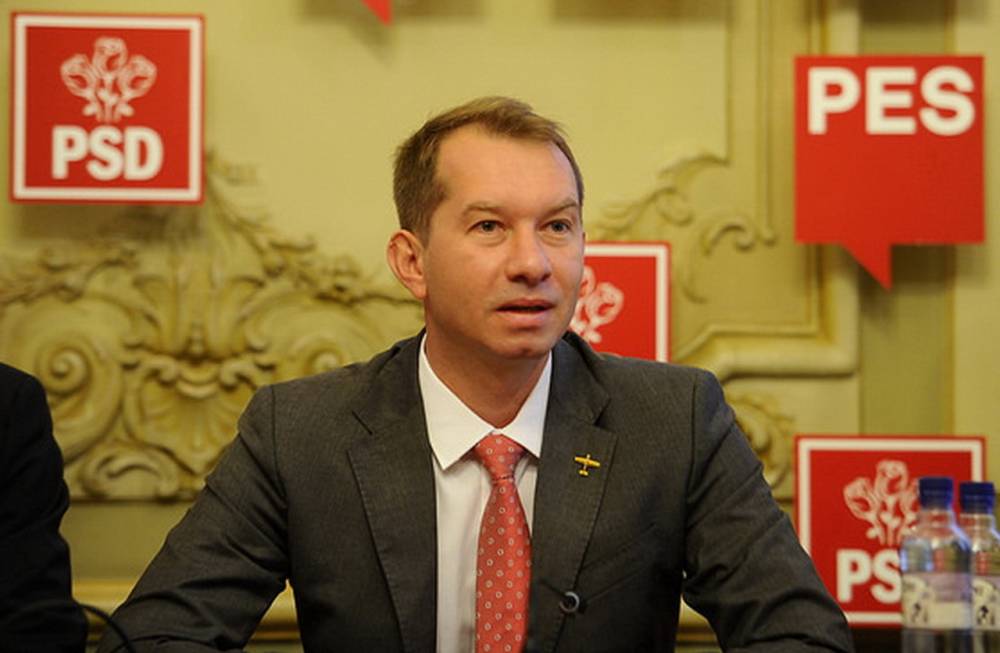 Mihai Sturzu a demisionat din fruntea Tineretului Social Democrat - mihaisturzu-1449942416.jpg