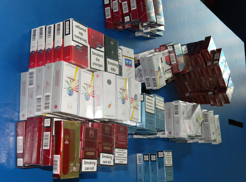 Mii de țigări de contrabandă, descoperite de jandarmi - miidetigaricontrabanda-1434479979.jpg