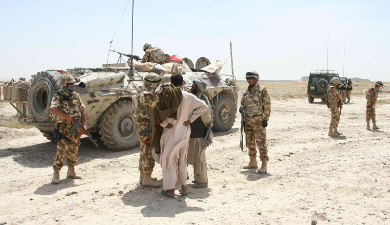 Doi dintre militarii răniți în Afganistan, transportați în Germania - militariafganistan1459364672-1474894206.jpg