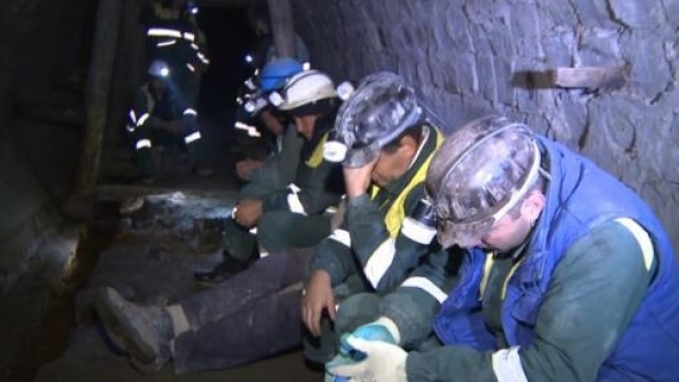 Cel puțin trei morți și zeci de dispăruți după prăbușirea unei mine de aur - mineri73126500-1551276916.jpg