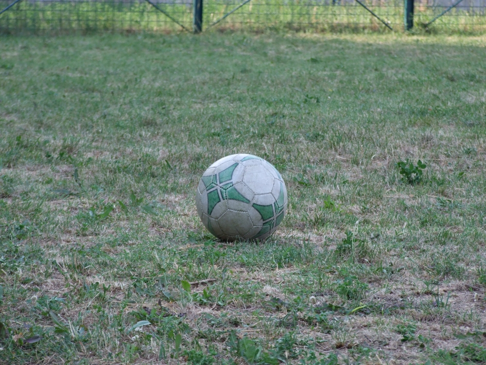 Fotbal / Săgeata Năvodari nu mai joacă amicalul cu Kavarna - minge3-1366129864.jpg