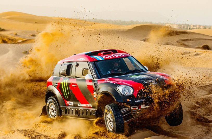 Mini trimite opt mașini la Raliul Dakar 2015. România va avea un reprezentant la clasa moto - mini-1416218784.jpg
