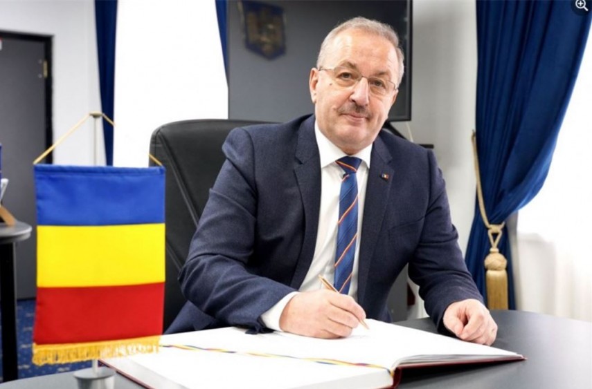 Ministrul Apărării Naționale, Vasile Dîncu: 