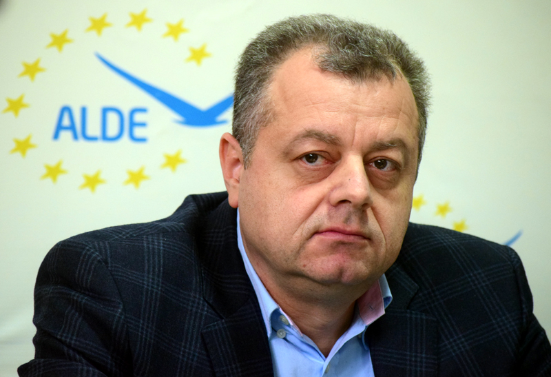 Liderul ALDE, Mircea Banias: 