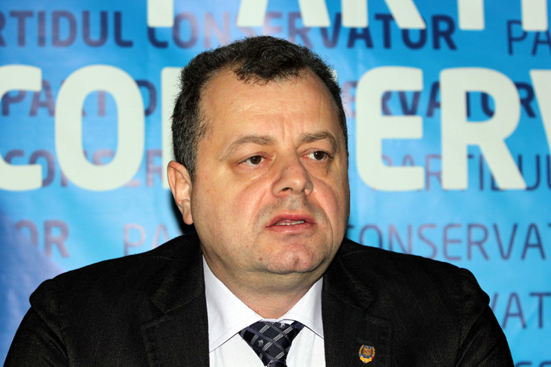 Senatorul Mircea Banias, prezent la Forumul 