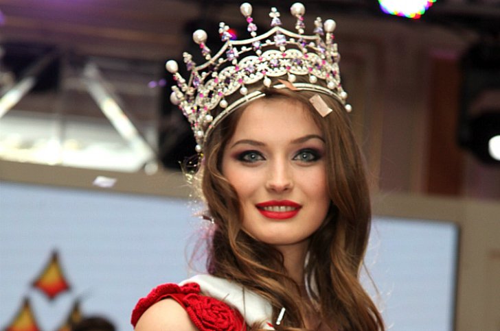 Șoc pentru un miliardar care credea că soția sa, fostă Miss Ucraina, a fost răpită - missukrainaaz00513600-1473947421.jpg