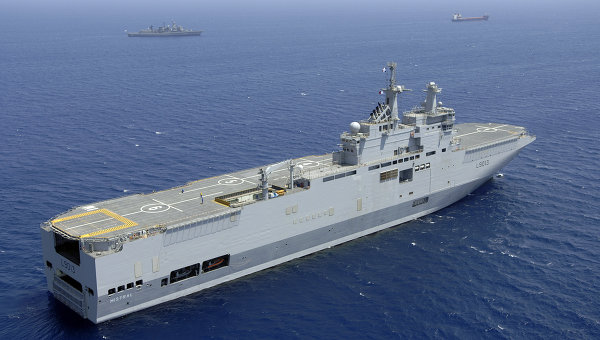 Hollande: Franța nu va livra navele Mistral Rusiei în urma armistițiului de la Minsk - mistral-1423816014.jpg