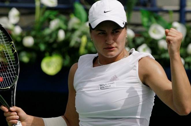 Tenis / Monica Niculescu, eliminată de Na Li în sferturi la Shenzen - monicaniculescu-1388660067.jpg