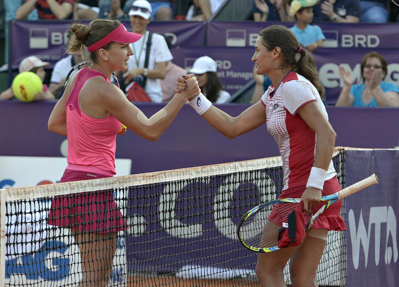 Tenis / Monica Niculescu și Simona Halep ar putea fi adversare în turul doi la turneul de la Sankt Petersburg - monicaniculescuisimonahalep-1485615950.jpg