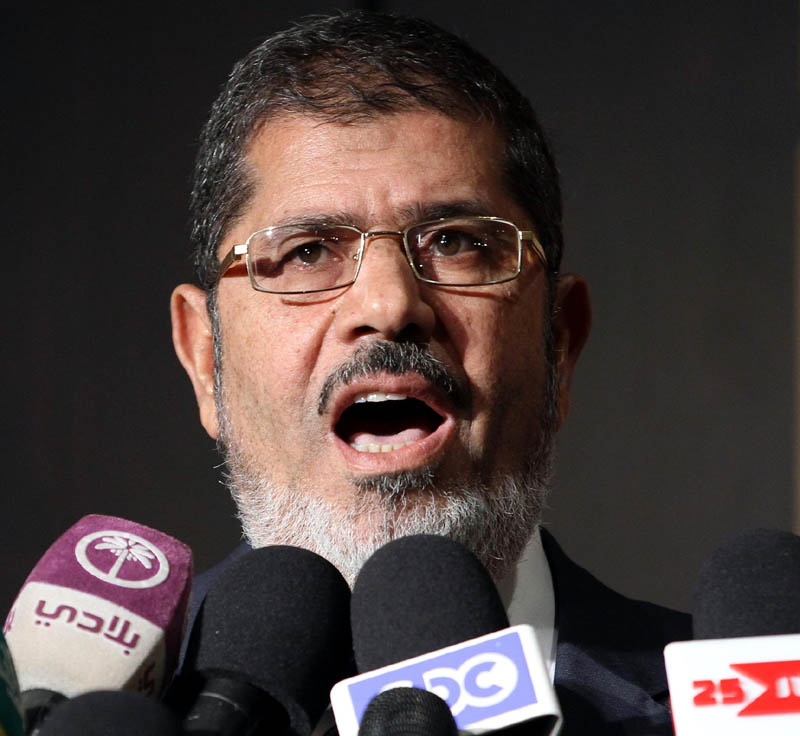 Morsi i-a amnistiat pe susținătorii revoluției arestați din 2011 - morsi-1349789695.jpg