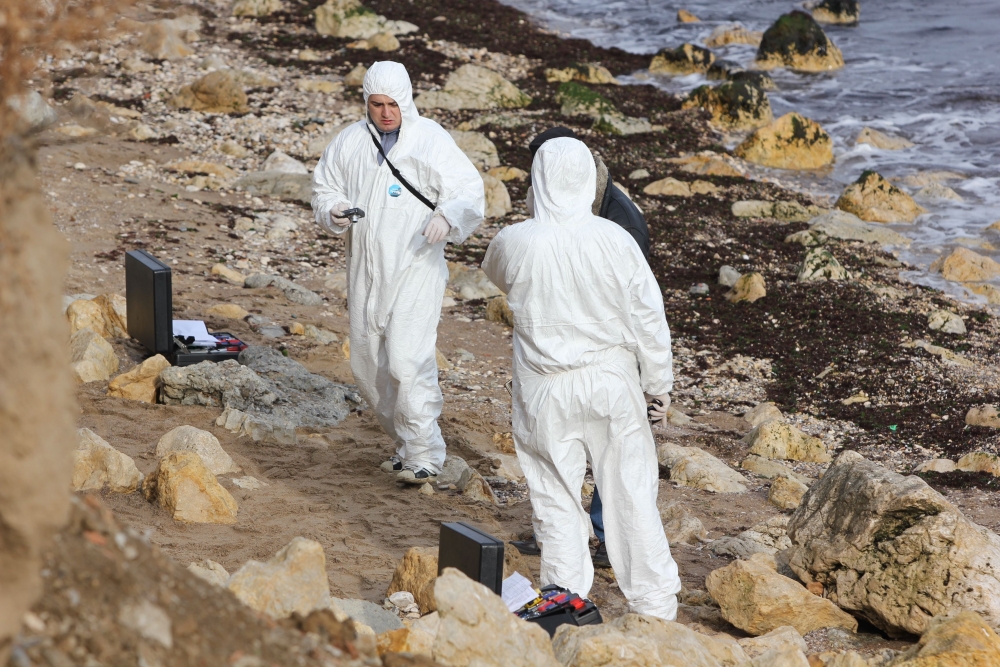 A fost identificat cadavrul găsit în Faleză Nord - mort1-1323349784.jpg