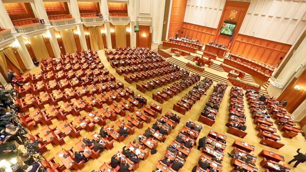 Parlament / A început ședința comună în care este citită moțiunea de cenzură - motiune-1570019223.jpg
