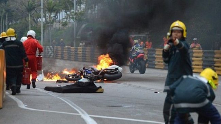 DECES în lumea sportului! Motociclistul Luis Carreira A MURIT  în timpul cursei de la Macau - moto69363900-1353141158.jpg