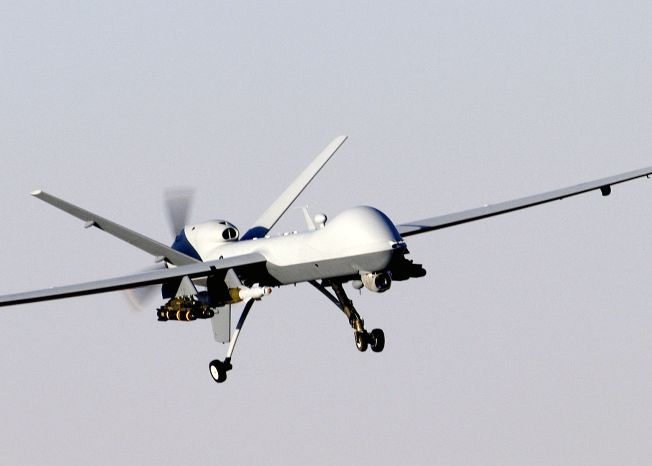 O dronă militară s-ar fi prăbușit lângă Brăila - mq9reaperinflight2007-1711698077.jpg
