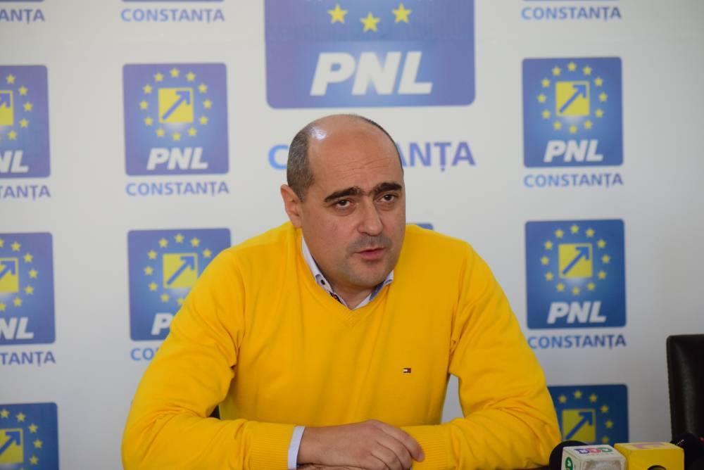 Liberalul George Muhscină și-a depus candidatura pentru conducerea PNL Constanța - mu-1490207812.jpg