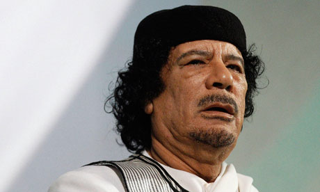 Gaddafi a fost agresat sexual înainte de a fi executat / VIDEO șocant - muammargaddafi007-1319438958.jpg