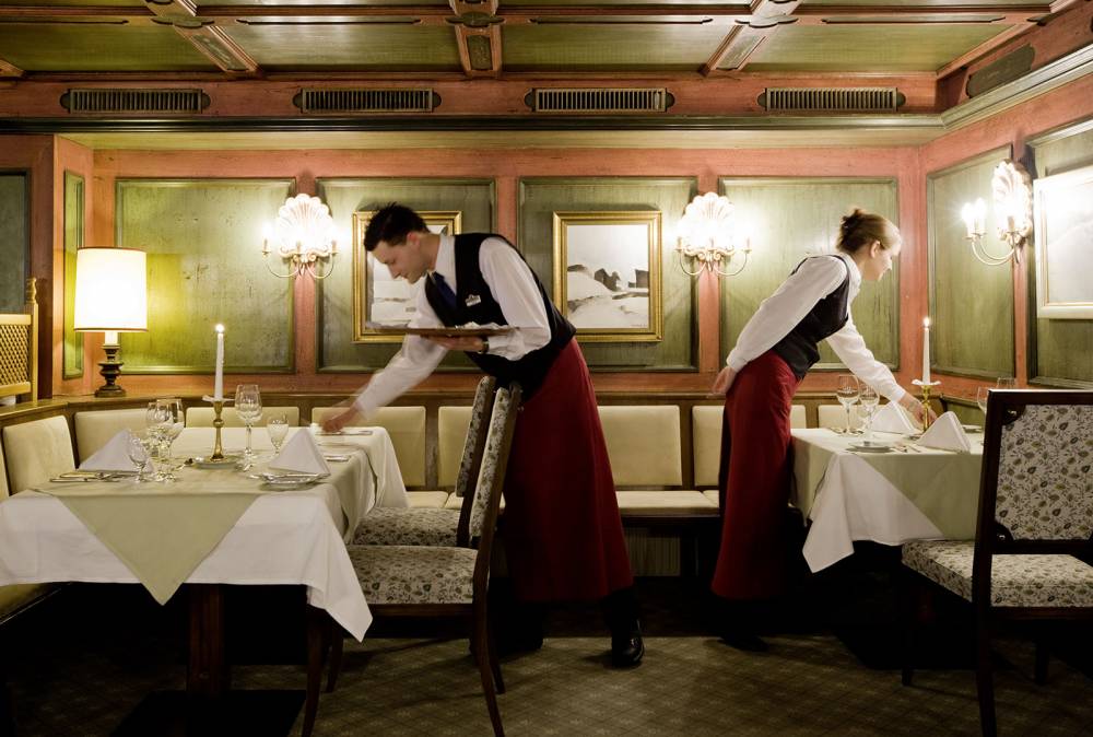 Locuri de muncă pentru persoanele calificate în domeniul hotelier – gastronomic care doresc să lucreze în Germania - munca-1467304426.jpg