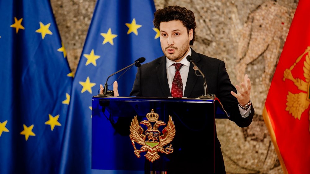 Muntenegru are un nou guvern, al cărui obiectiv principal este aderarea la UE - muntenegruguvern-1651236858.jpg