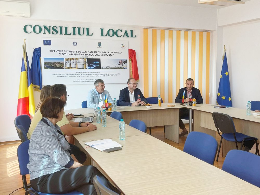 O delegaţie din cadrul Ministerului Energiei s-a întâlnit cu primarul oraşului Murfatlar, Gheorghe Cojocaru - murfatlarenergie-1663781713.jpg