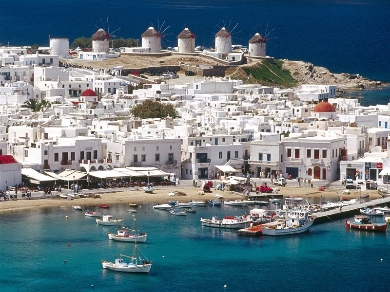 Grecia ar putea să închidă insulele Mykonos și Ios, din cauza îmbolnăvirilor cu varianta Delta - mykonos-1627637255.jpg