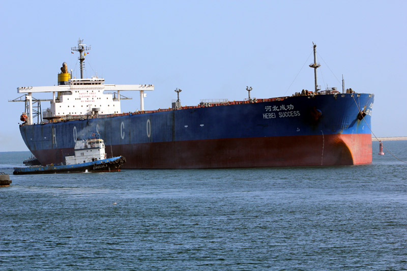 Portul Constanța a primit  vizita celei mai mari nave care a intrat vreodată în Marea Neagră - navahebeisuccess9-1344529147.jpg