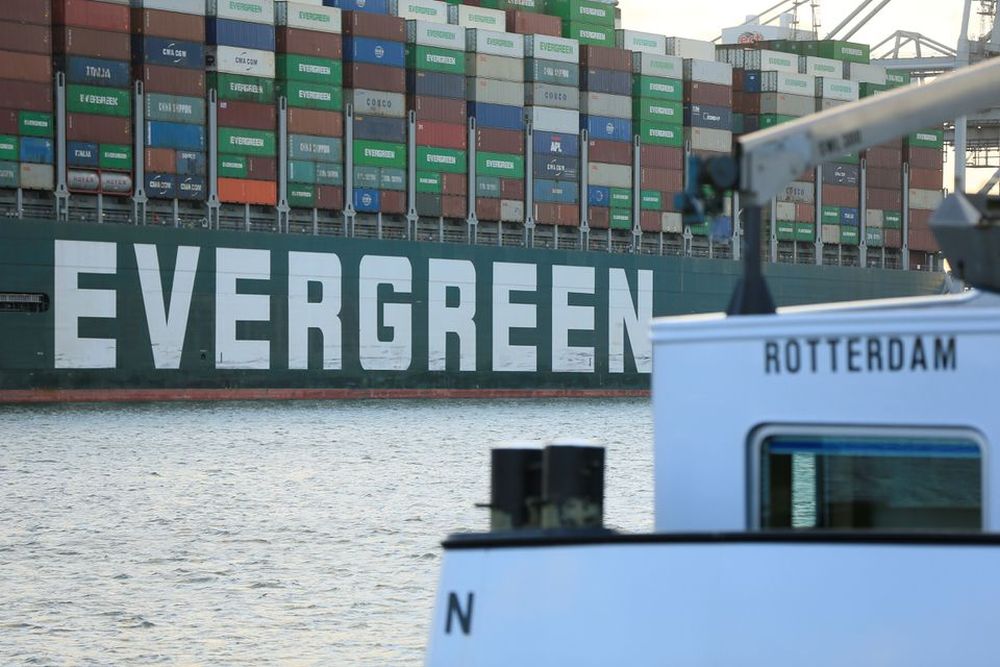Nava Ever Given a ajuns în portul Rotterdam - navanevergiven-1627648775.jpg