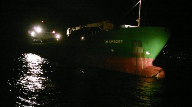 O navă rusească a intrat în black-out la ieșirea din strâmtorile turcești - navaruseasca-1342955971.jpg