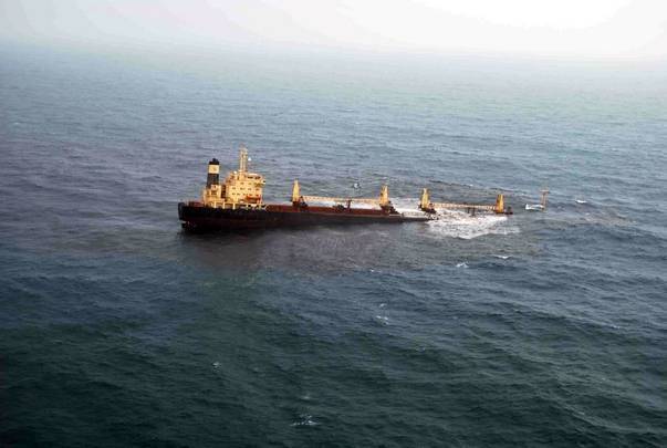 O navă de transport marfă, cu 12 persoane la bord, s-a scufundat în Marea Neagră - navascufundata23882925c1f9835eee-1354625962.jpg