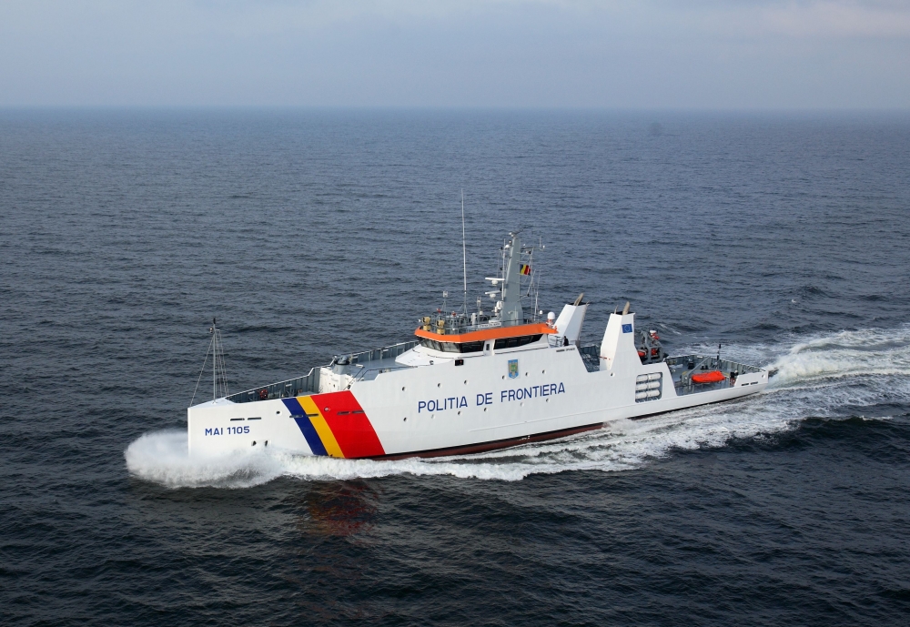 Nava amiral a Gărzii de Coastă a respins un atac terorist! - navastefancelmarepolitiadefronti-1341841282.jpg