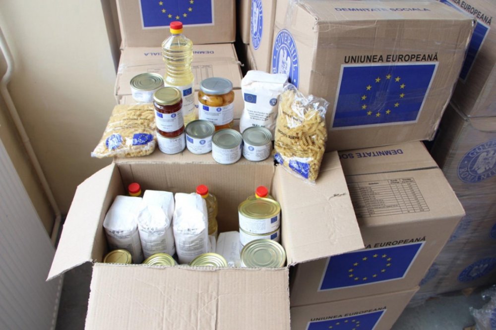 Primăria Năvodari a început distribuirea pachetelor cu alimente de la UE - navodaripachete-1652289475.jpg