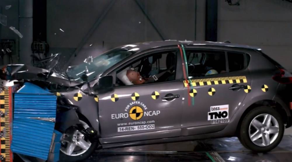 Noul Renault Megane a primit cinci stele la testele Euro NCAP - ncap-1449059190.jpg