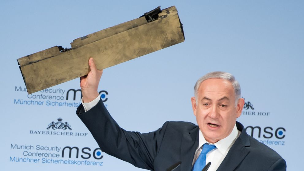 Netanyahu a venit la München cu o bucată dintr-o dronă iraniană - netanyahu-1518962421.jpg