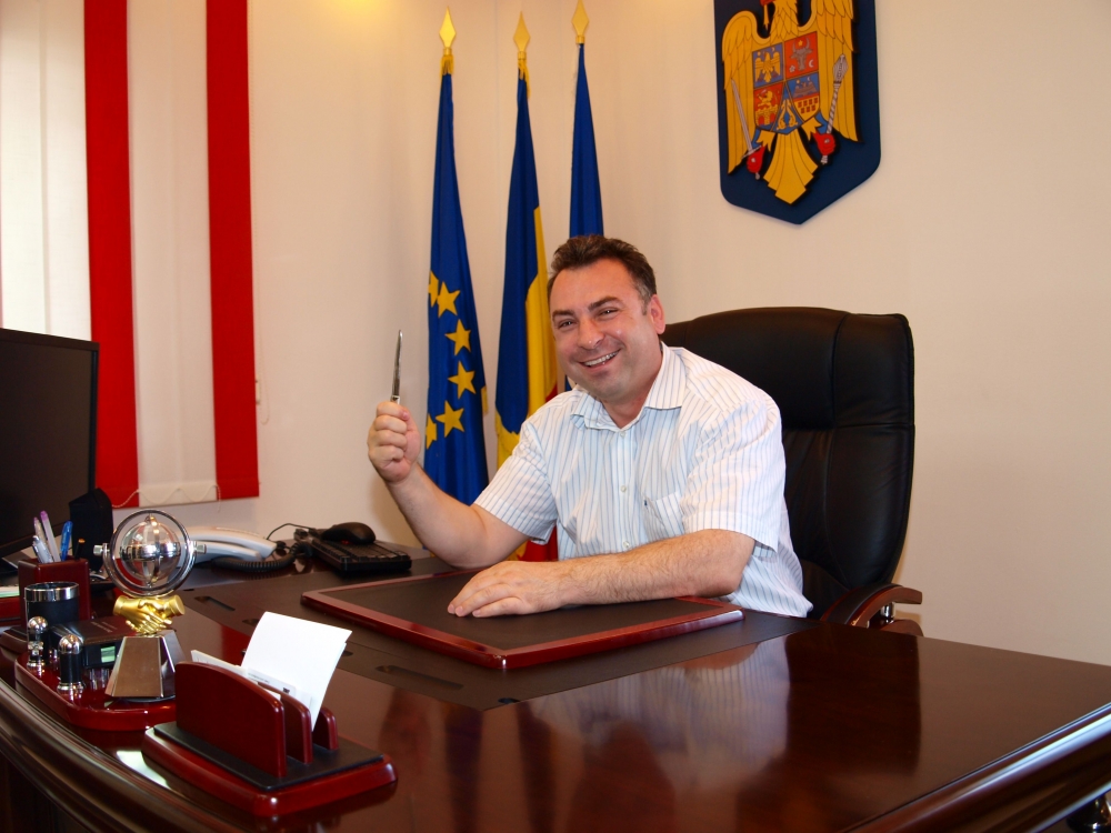 SCANDAL ÎN PSD CONSTANȚA / NICOLAE MATEI, ultimatum pentru Mazăre și Constantinescu - nicolaemateiprimarienavodari8-1335518371.jpg