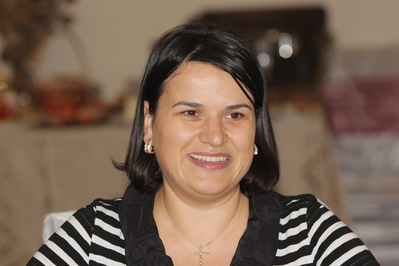 Nicoleta Ploscaru își lansează candidatura pentru Camera Deputaților - nicoletaploscaru80161352392091-1352753290.jpg