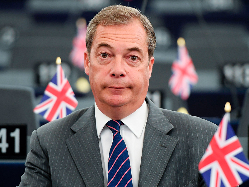 Nigel Farage face apel la vigilență în fața opozanților Brexit-ului - nigelfaragefaceapel-1516014782.jpg