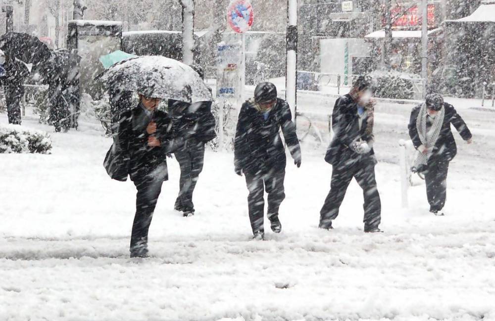 REVIN NINSORILE! Cum va fi vremea la Constanța - ninsoare-1487402130.jpg