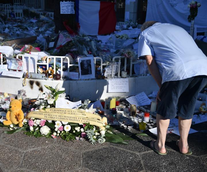 Franța, în stare de urgență pentru încă șase luni, după atacul terorist de la Nisa - nisa-1468994835.jpg