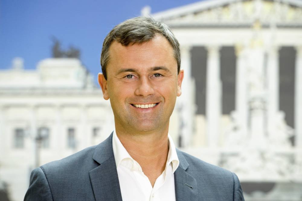 Candidatul extremei drepte, câștigătorul primului tur al alegerilor prezidențiale din Austria - norberthofer-1461515342.jpg