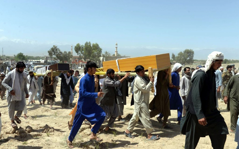 Nouă membri ai familiei președintelui Senatului afgan uciși - nouamembriaifamiliei-1527686614.jpg