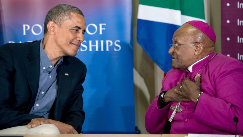 Barack Obama îi aduce un omagiu lui Desmond Tutu, erou al luptei anti-apartheid - obamatutu-1640611705.jpg