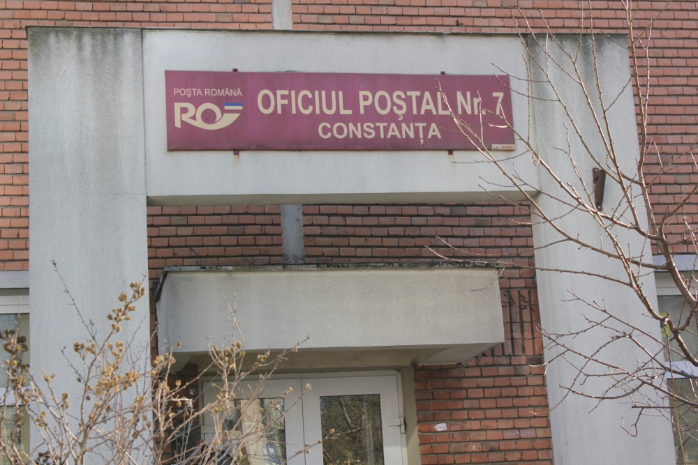 Trei puștani au furat colete din Oficiul Poștal 7 - oficiulpostalnr74-1409567657.jpg