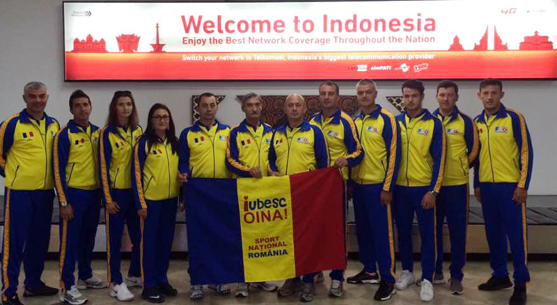 Oina cucerește Asia!  Sportul nostru tradițional, promovat în Indonezia - oina-1475859426.jpg