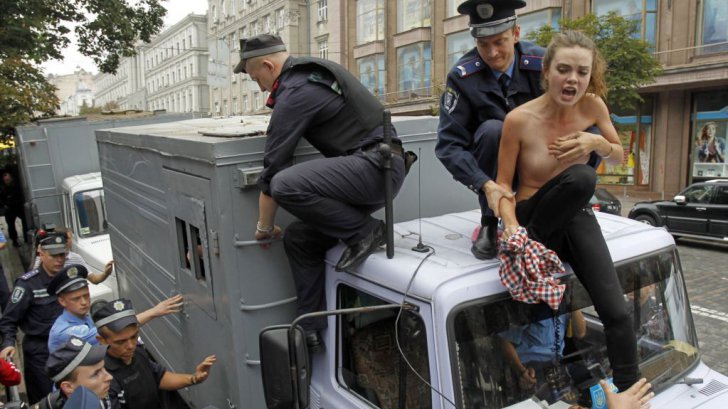 Oksana Shachko, co-fondatoarea mișcării Femen, s-a sinucis la 31 de ani - oksanashachko08486200-1532435029.jpg