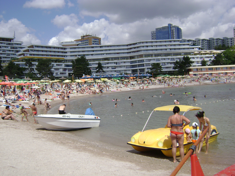 Plajele din Olimp, preferate de turiștii care vor soare și… liniște! - olimp8-1312398223.jpg