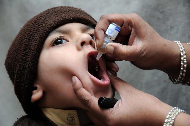 Atenționare de călătorie! Virusul poliomielitei, răspândit în mai multe țări - omscresterisculdepoliomielitaint-1441893142.jpg